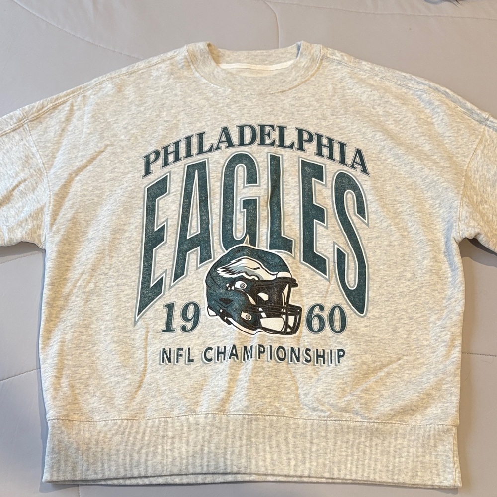 Abercrombie and fitch NFL Philadelphia eagles Gray sweatshirt - size small